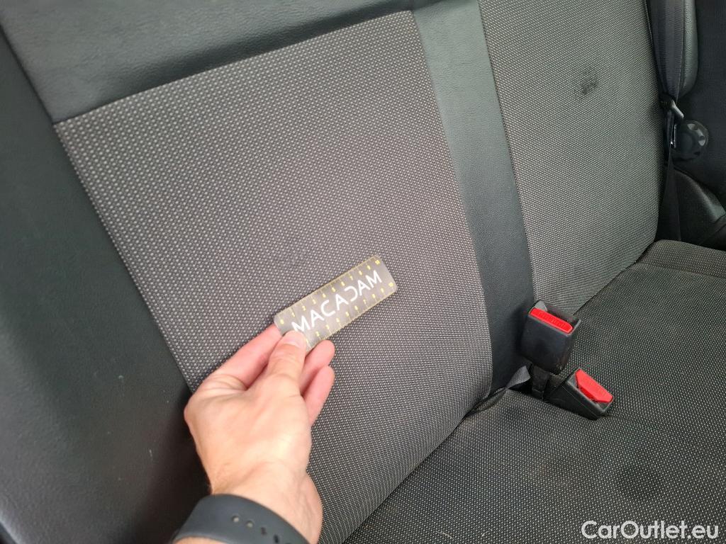  Opel  Vivaro OPEL  / 2019 / 4P / Fourgon tôlé -e 200 L1 Pack Clim #26
