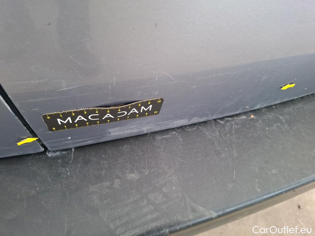  Opel  Vivaro OPEL  / 2019 / 4P / Fourgon tôlé -e 200 L1 Pack Clim #37