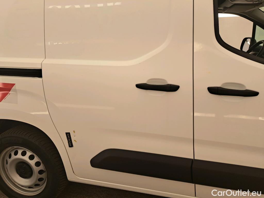  Citroen  Berlingo  Fourgon Club M 1000 1.5 BlueHDi 75CV BVM5 E6dT #1