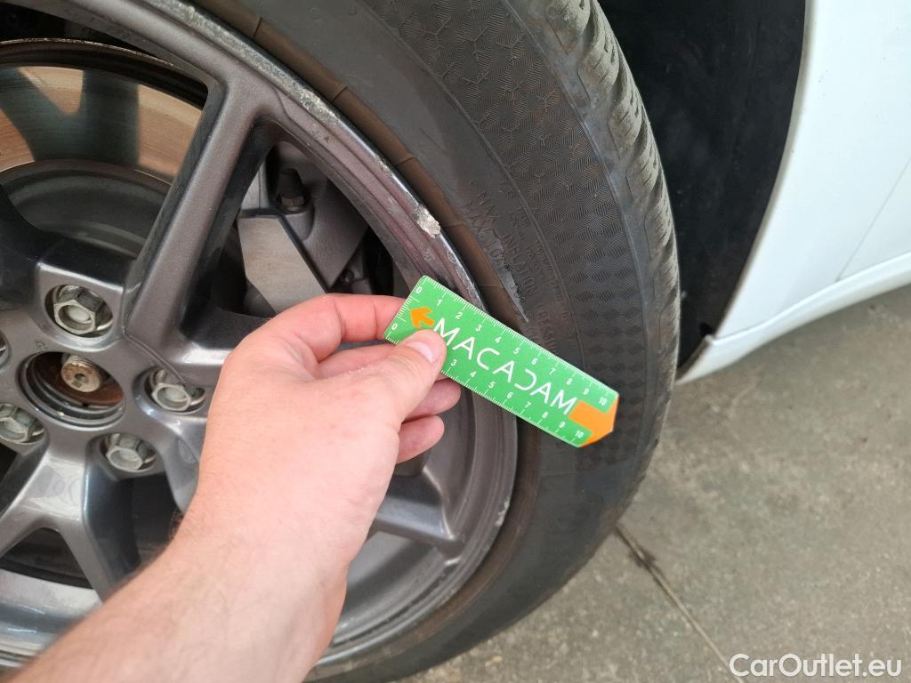  Tesla  Model 3 TESLA  / 2018 / 4P / Berline Grande Autonomie #42