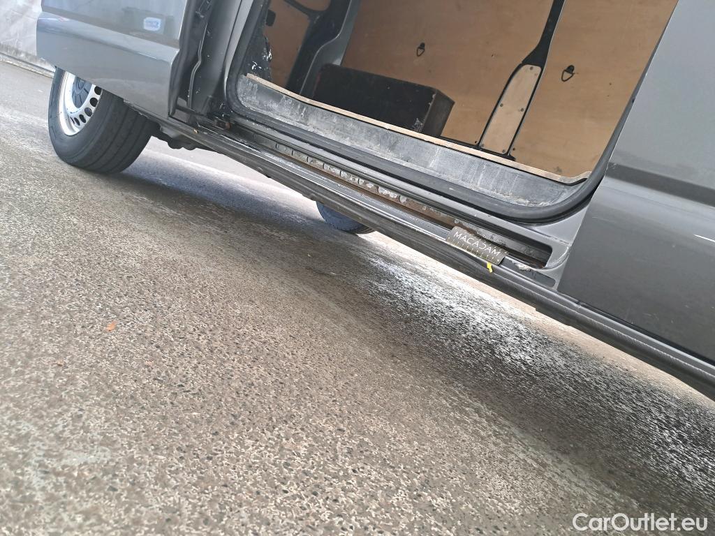  Volkswagen  Transporter T6  Fourgon/Combi Fourgon lang 2.0 TDI 150CV BVA7 E6 #1