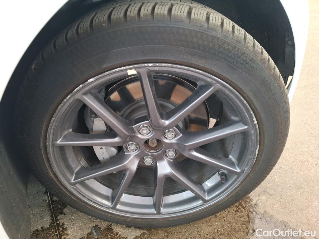  Tesla  Model 3 TESLA  / 2018 / 4P / Berline Grande Autonomie #47