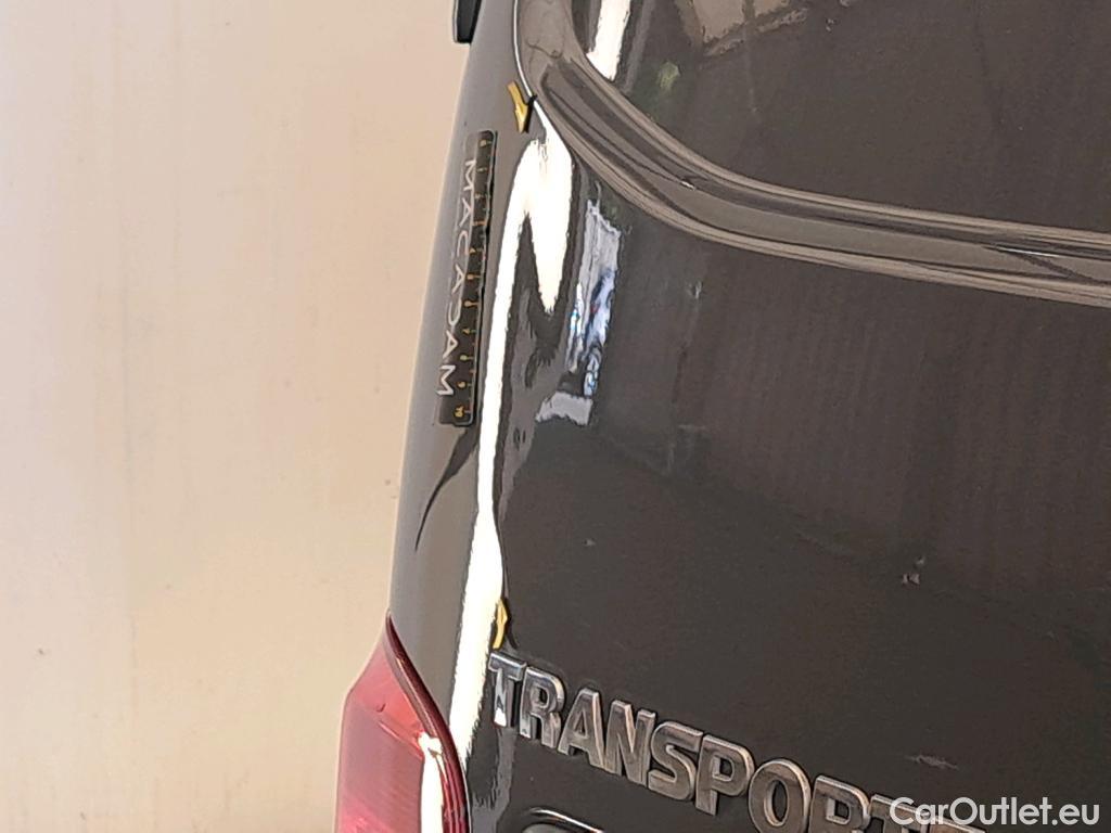  Volkswagen  Transporter T6  Fourgon/Combi Fourgon lang 2.0 TDI 150CV BVA7 E6 #25