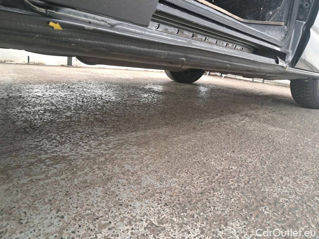  Volkswagen  Transporter T6  Fourgon/Combi Fourgon lang 2.0 TDI 150CV BVA7 E6 #4