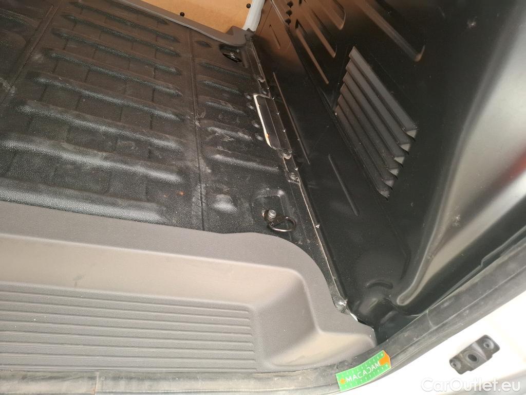  Ford  Transit Connect  Fourgon lang Trend 1.5 100CV BVM6 #84