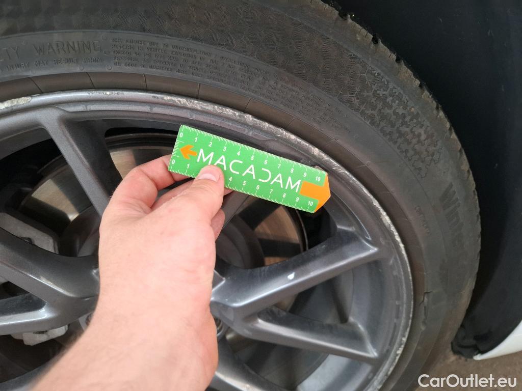  Tesla  Model 3 TESLA  / 2018 / 4P / Berline Grande Autonomie #24