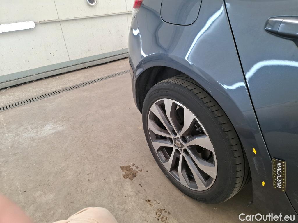  Renault  Megane RENAULT Mégane Berline / 2020 / 5P / Berline techno TCe 140 EDC #48