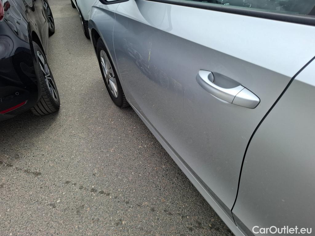  Skoda  Fabia  Ambition 1.0 TSI 95CV BVM5 E6d #38