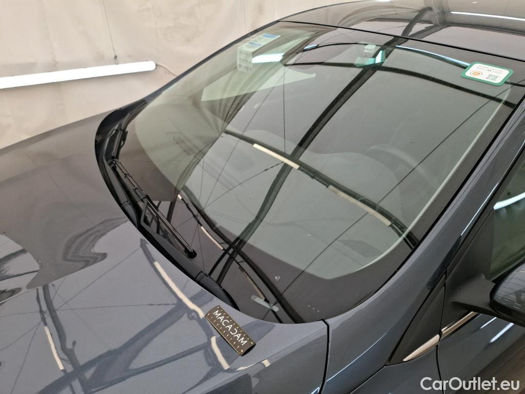  Renault  Megane RENAULT Mégane Berline / 2020 / 5P / Berline techno TCe 140 EDC #89