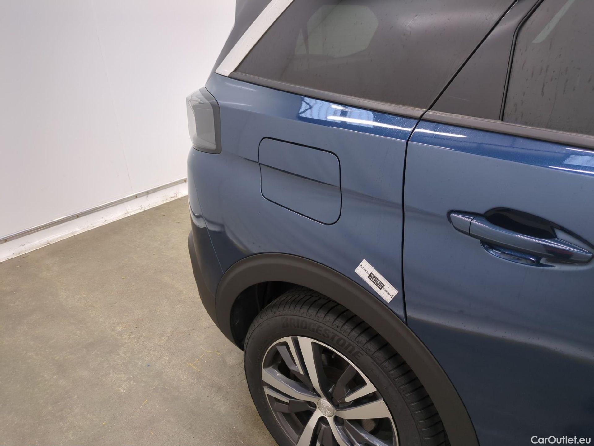  Peugeot  5008  Allure Pack 1.5 HDi 130CV BVA8 7 Sieges E6d #21