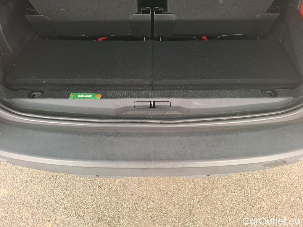  Peugeot  5008  Active Pack 1.5 HDi 130CV BVA8 7 Sieges E6d #75