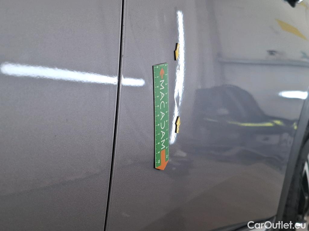  Peugeot  3008  Allure Pack 1.5 HDi 130CV BVA8 E6d #2