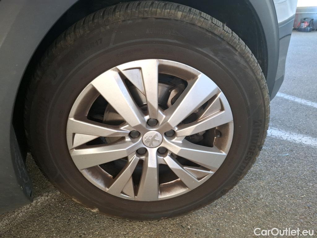  Peugeot  5008  Active Pack 1.5 HDi 130CV BVA8 7 Sieges E6d #59