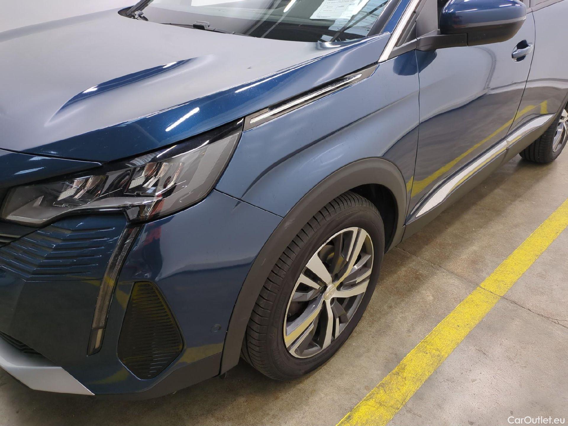  Peugeot  5008  Allure Pack 1.5 HDi 130CV BVA8 7 Sieges E6d #10