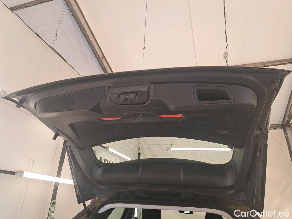  Peugeot  3008  Active Business 1.5 HDi 130CV BVA8 E6d #28