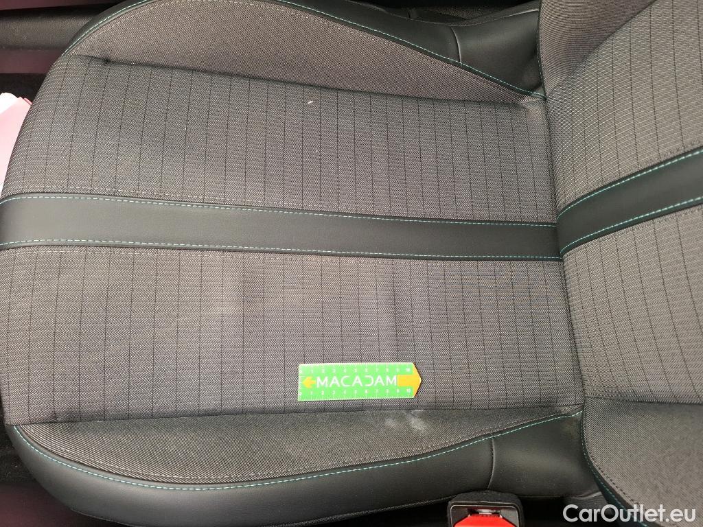  Peugeot  2008  Allure Business 1.5 HDi 110CV BVM6 E6d #16