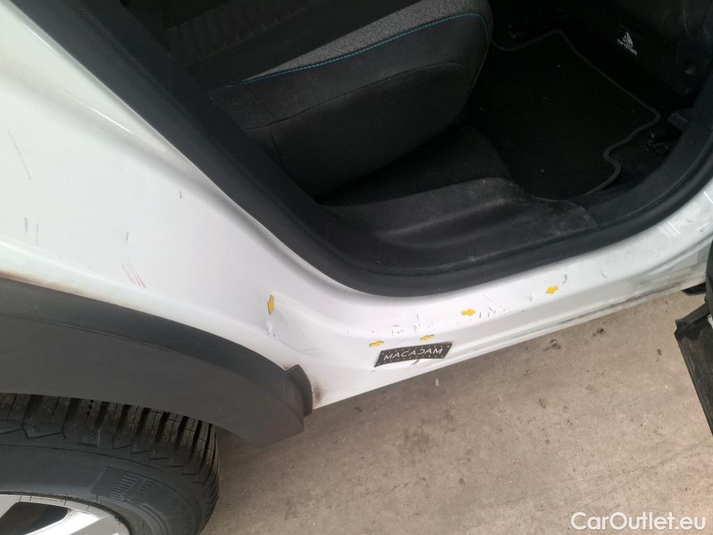  Peugeot  3008  II Style 1.5 HDi 130CV BVA8 E6d #32