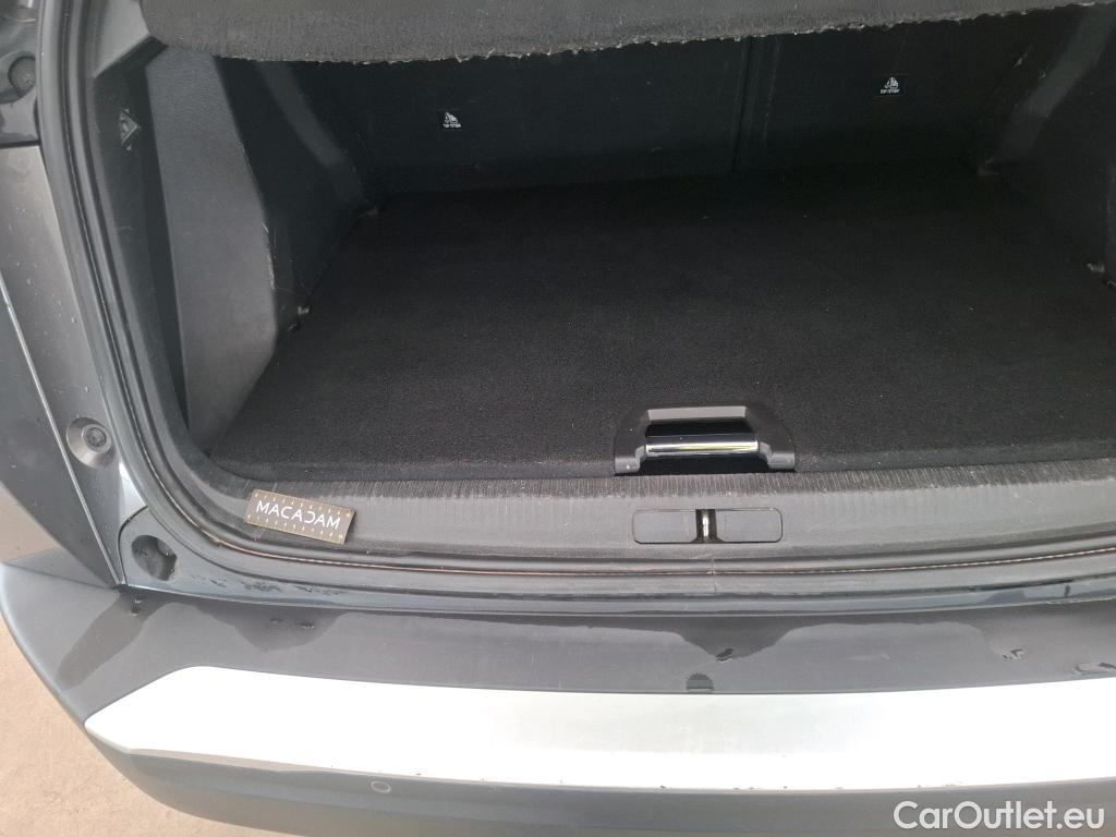  Peugeot  2008  Allure Business 1.5 HDi 130CV BVA8 E6d #28
