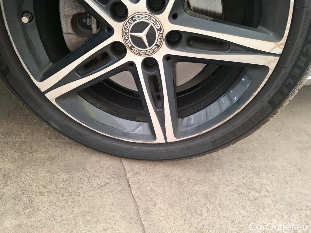  Mercedes  A-Klasse MERCEDES-BENZ Classe A Compact / 2018 / 5P / Berline A 200 d Progressive Line 8G-DCT #28