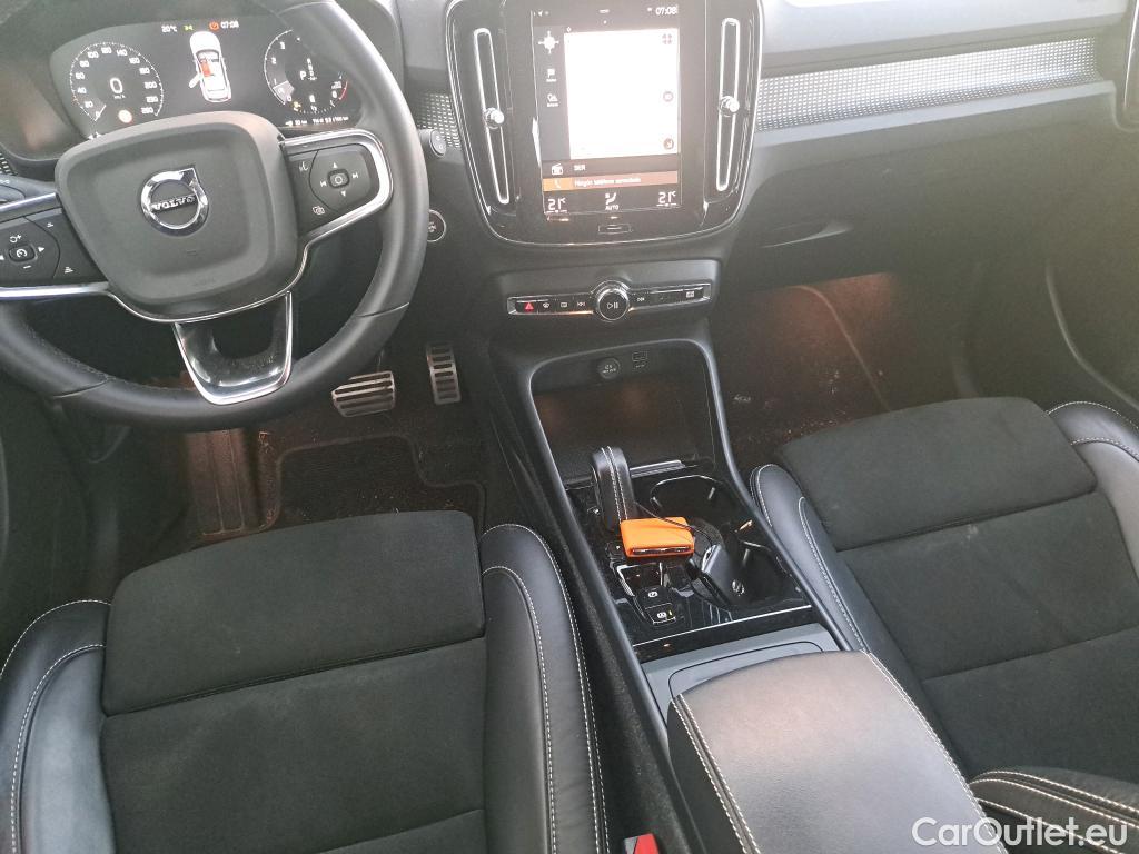  Volvo  XC 40 VOLVO XC40 / 2017 / 5P / todoterreno 2.0 B4 G AWD R-Design Auto #15