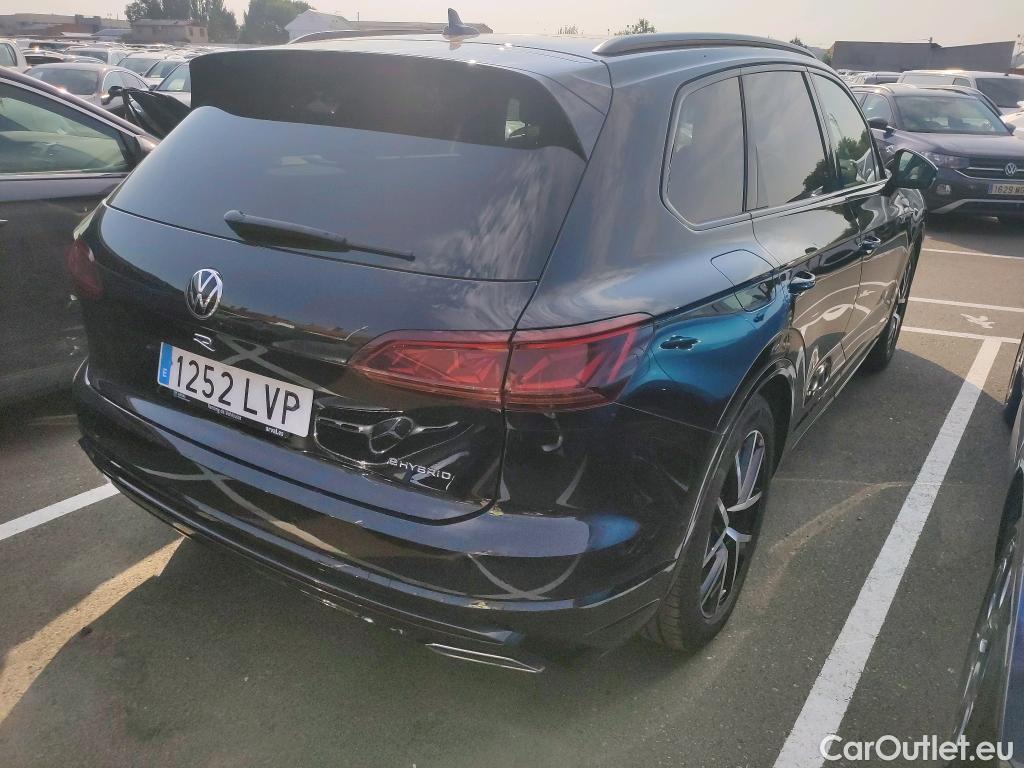 Volkswagen  Touareg VOLKSWAGEN  / 2018 / 5P / todoterreno R 3.0 V6 TSI 340kW Tip 4M (AC2) #3