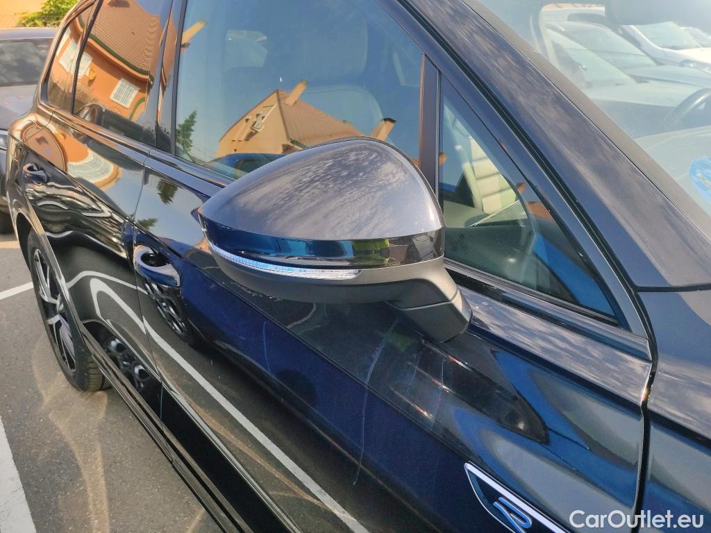  Volkswagen  Touareg VOLKSWAGEN  / 2018 / 5P / todoterreno R 3.0 V6 TSI 340kW Tip 4M (AC2) #35