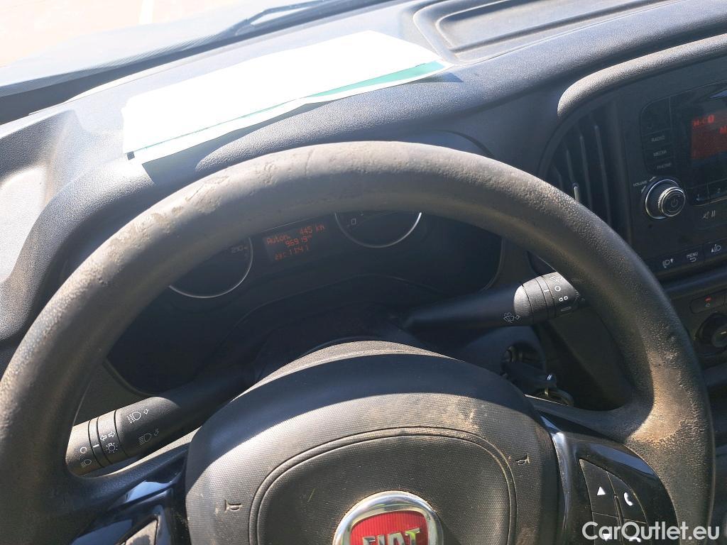  Fiat  Doblo FIAT Doblò Cargo/2015/3P/furgón derivado de turismo Cargo Base Plus 1.3 Mjet 59kW (80CV) #2