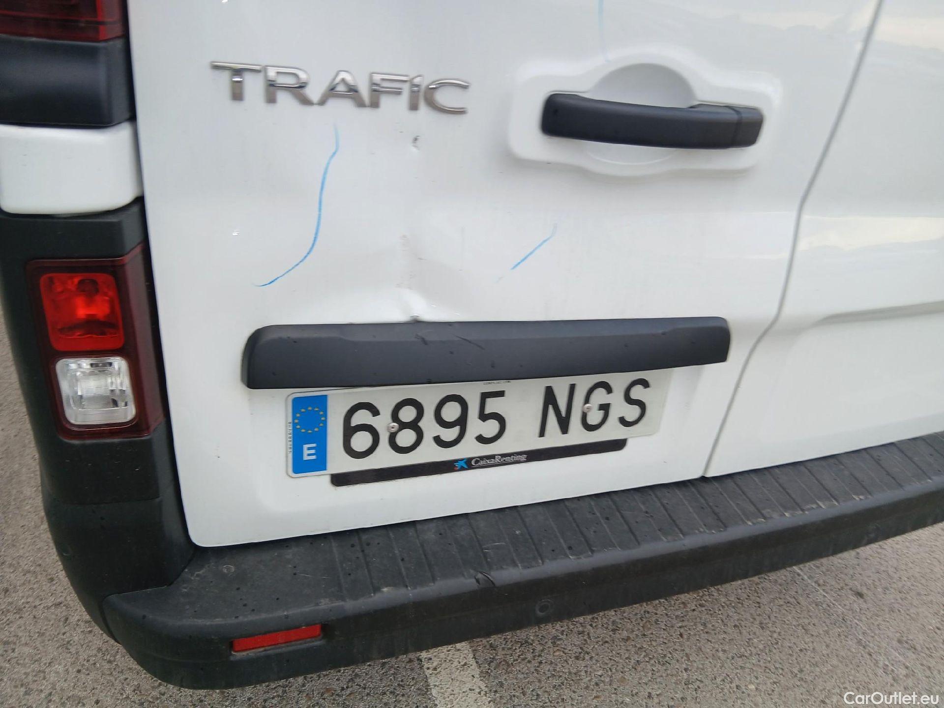  Renault  Trafic RENAULT  / 2021 / 4P / furgón Furgón L1H1 Blue dCi 96 Kw (130 CV) (AC4) #20