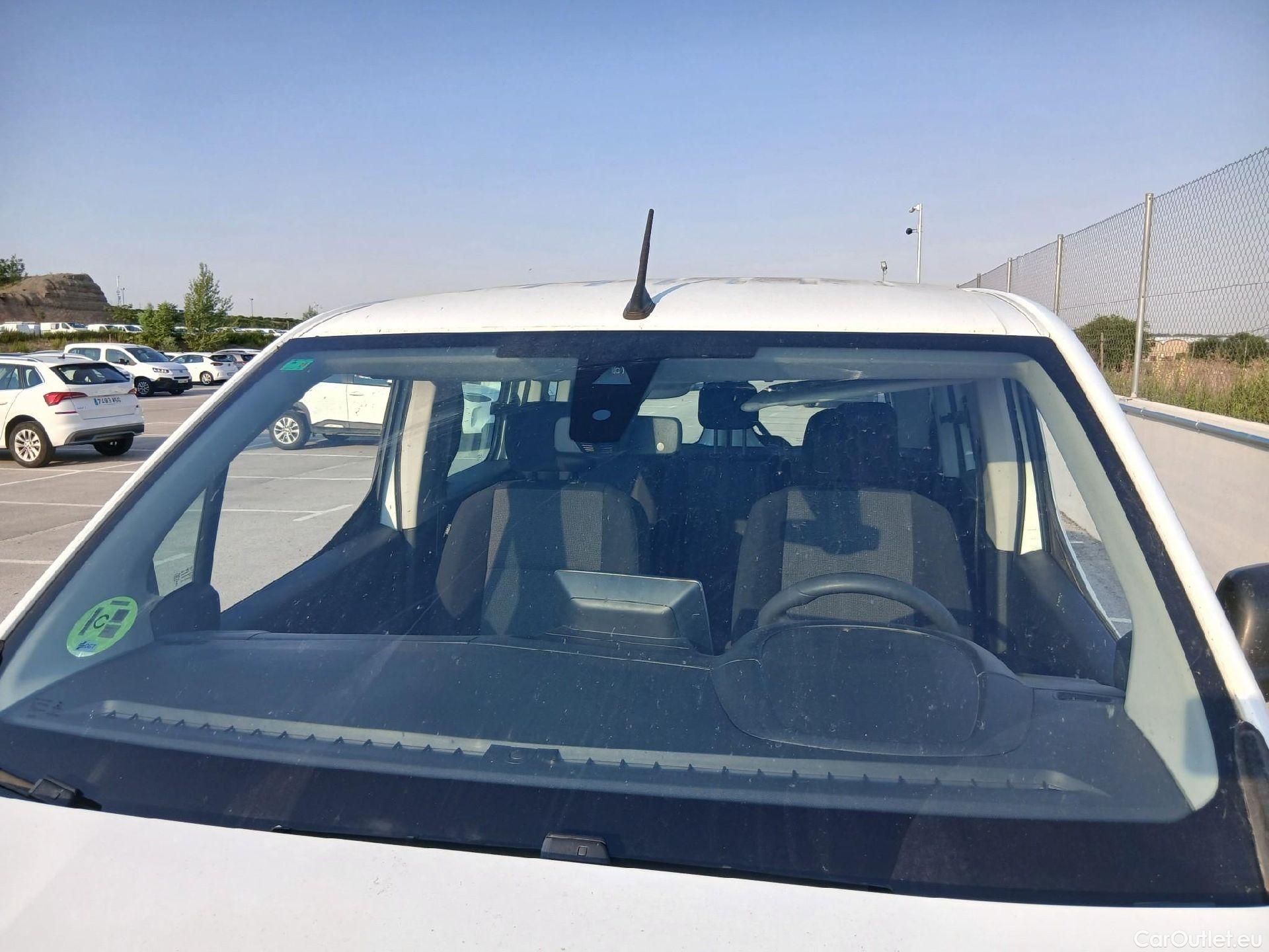  Opel  Combo OPEL  Life / 2018 / 5P / monovolumen compacto 1.5 TD 75kW (100CV) S/S Edition L (AC) #2