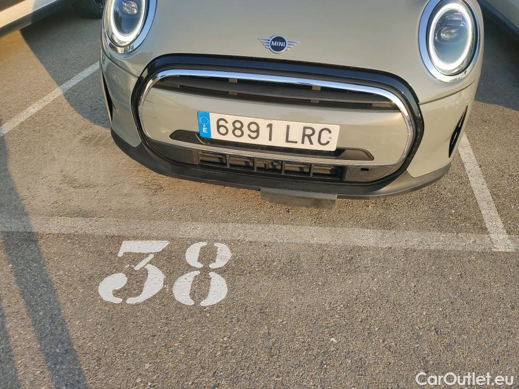  Mini  Mini   / 2021 / 3P / berlina con portón ONE #23