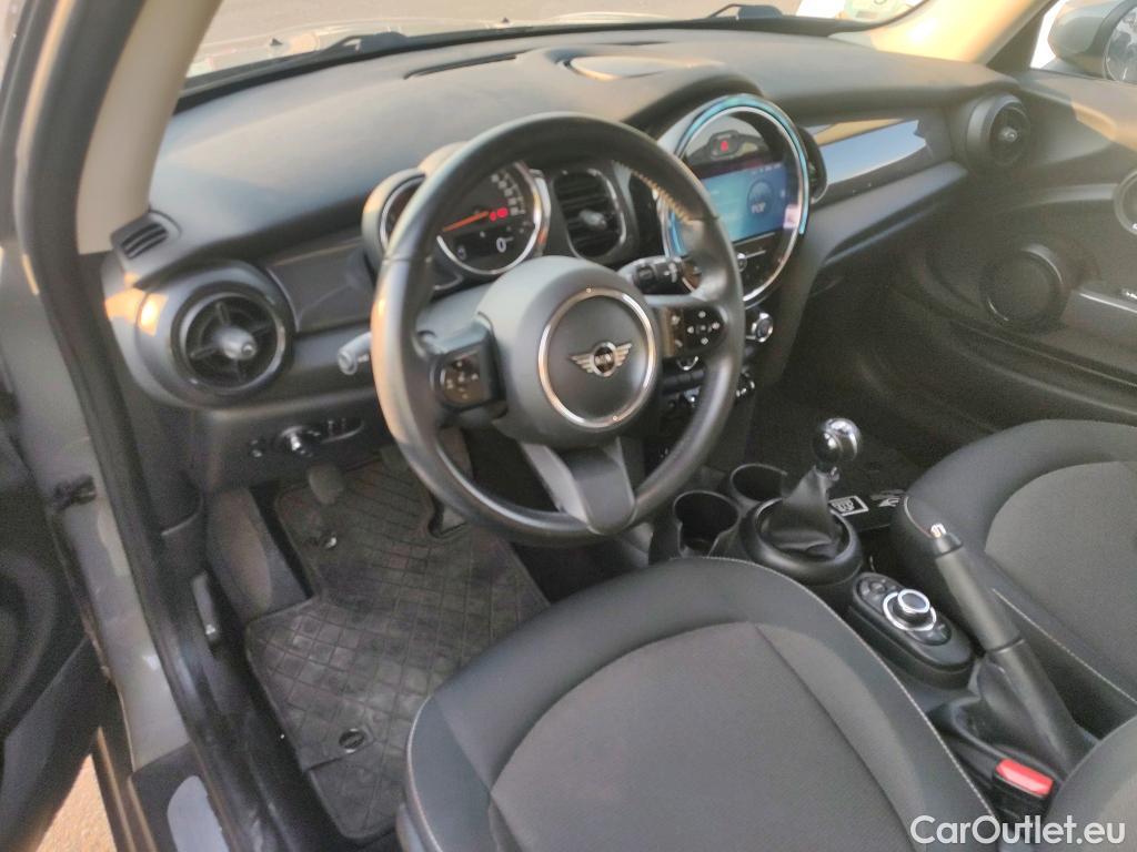  Mini  Mini   / 2021 / 3P / berlina con portón ONE #27