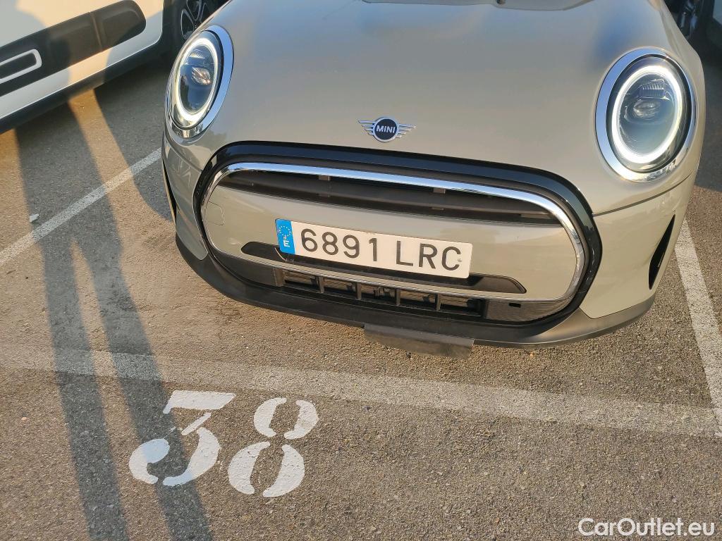  Mini  Mini   / 2021 / 3P / berlina con portón ONE #21