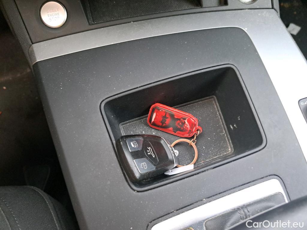  Audi  Q5 AUDI  / 2020 / 5P / todoterreno Advanced 35 TDI 120kW S tronic #4