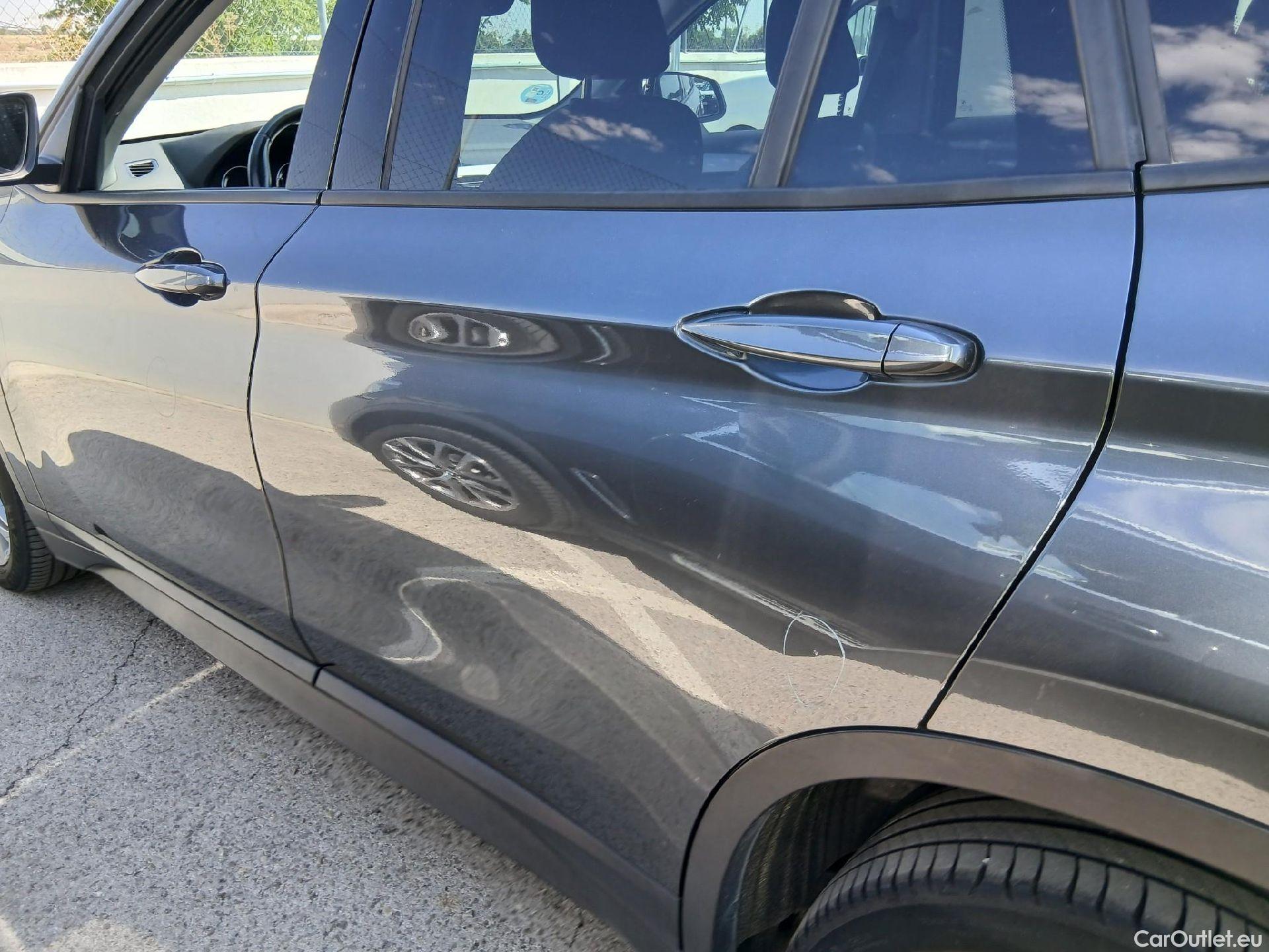  Bmw  X1 BMW  sDrive18i (CX2) #16