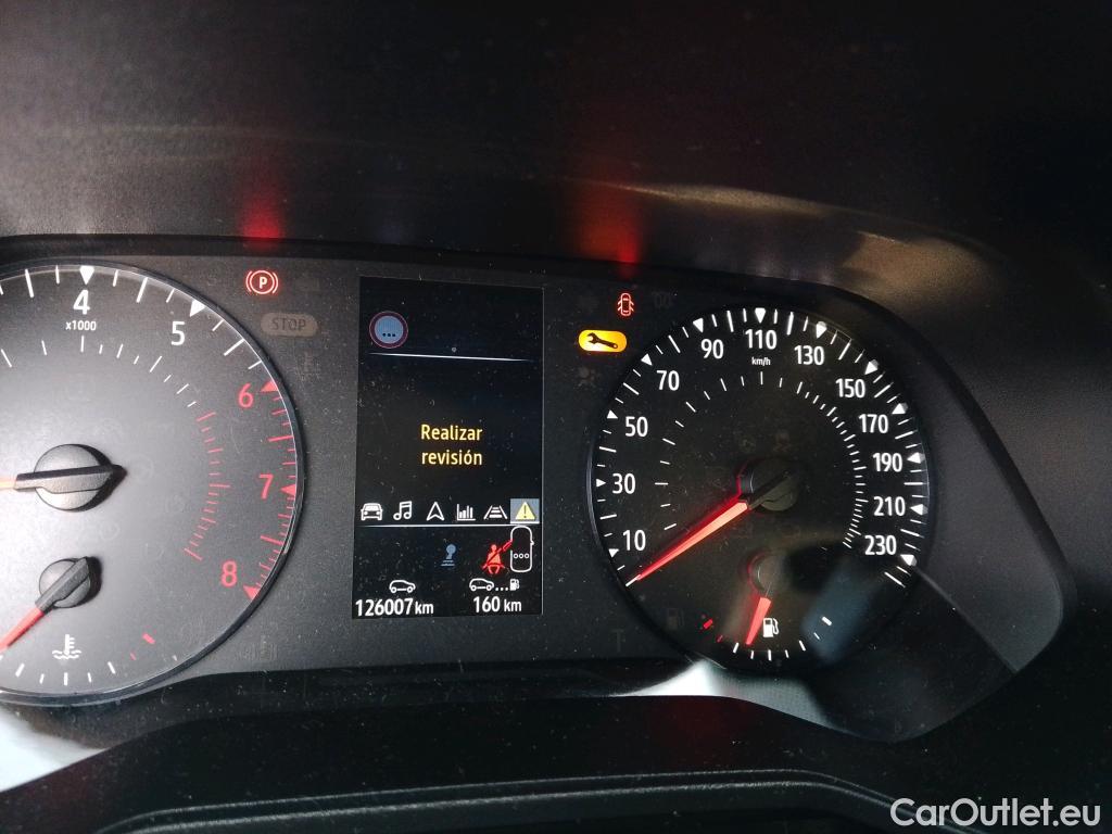  Renault  Clio RENAULT  / 2019 / 5P / berlina con portón Business TCe 67 kW (90CV) #37