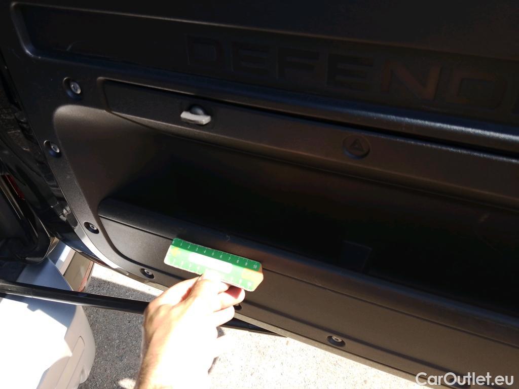  Land Rover  Defender LAND ROVER  / 2019 / 5P / todoterreno 3.0 D200 S 110 Auto 4WD MHEV #33