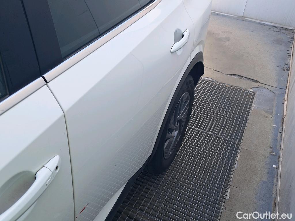  Nissan  Qashqai NISSAN  / 2021 / 5P / todoterreno DIG-T 116kW (158CV) mHEV Xtronic Acenta #9