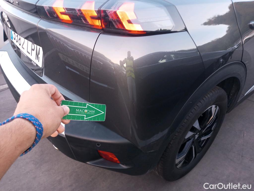  Peugeot  2008 PEUGEOT  / 2019 / 5P / todoterreno Allure Pack BlueHDI 81kW (110CV) (AC) #30