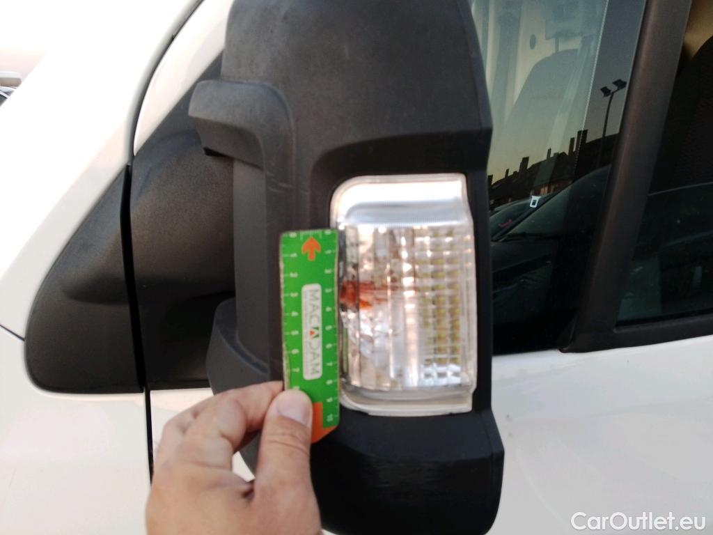  Citroen  Jumper  Furgón Gran Volumen 35 L2H2 BlueHDi 140 Start&Stop BlueHDi Isotermo +  equipo de frio #17