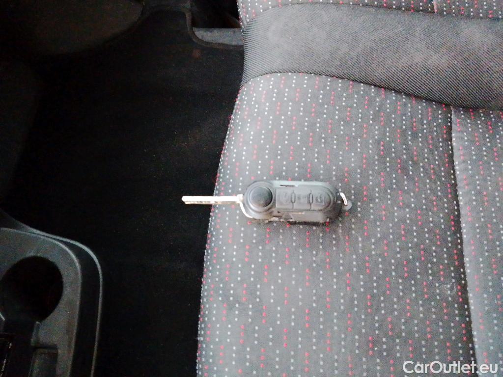  Citroen  Jumper  Furgón Gran Volumen 35 L2H2 BlueHDi 140 Start&Stop BlueHDi Isotermo +  equipo de frio #5