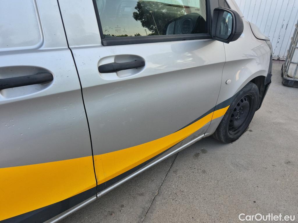  Mercedes  Vito MERCEDES-BENZ  / 2014 / 4P / furgón 111 CDI Larga #38