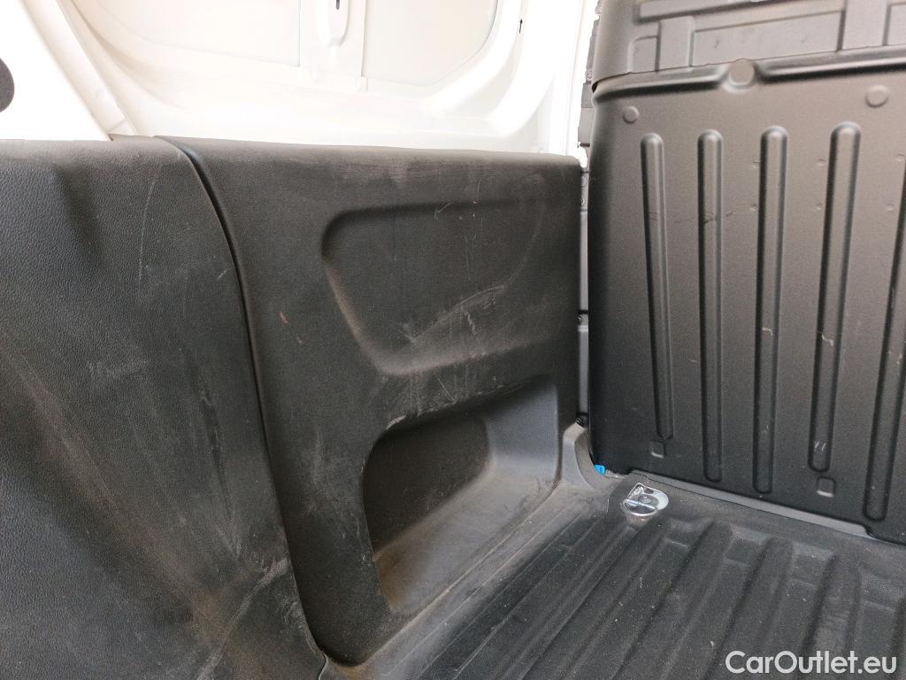  Citroen  Berlingo CITROEN  / 2018 / 3P / furgón derivado de turismo Talla M BlueHDi 100 CONTROL #17