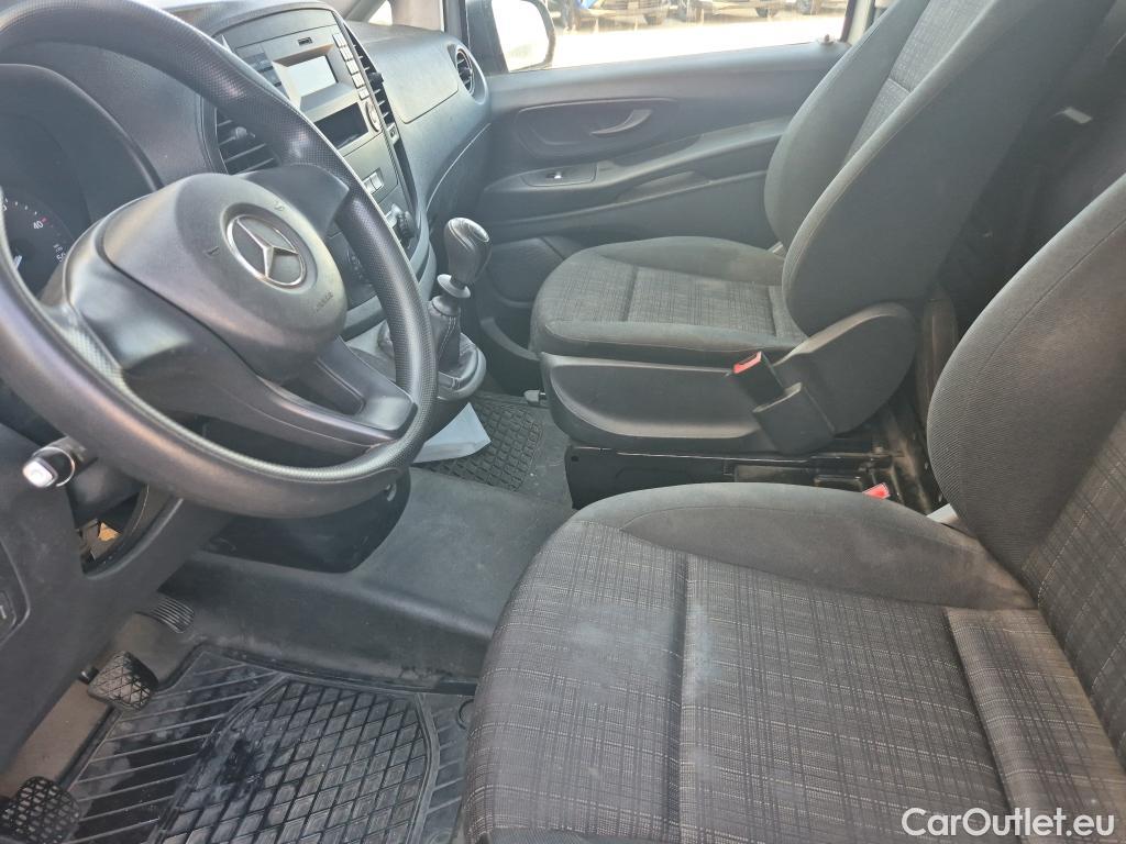  Mercedes  Vito MERCEDES-BENZ  / 2014 / 4P / furgón 111 CDI Larga #41