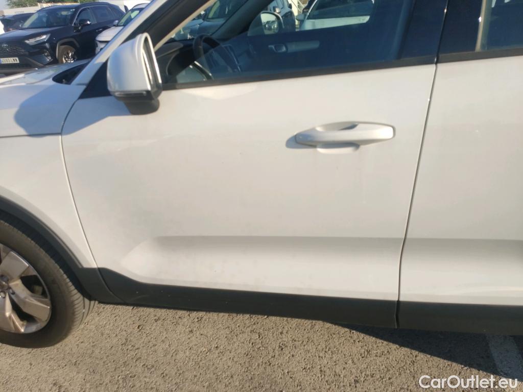  Volvo  XC 40 VOLVO XC40 / 2017 / 5P / todoterreno 1.5 T3 Business Plus Auto #3