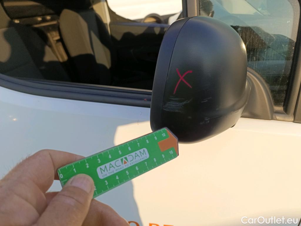  Citroen  Berlingo CITROEN  / 2018 / 3P / furgón derivado de turismo Talla M BlueHDi 100 CONTROL #21