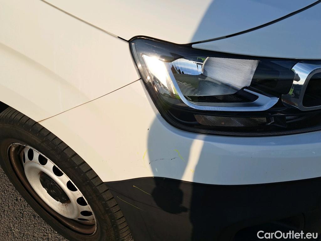  Citroen  Berlingo CITROEN  / 2018 / 5P / furgón derivado de turismo Doble Cab. Talla XL BlueHDi 100 CONTROL #25