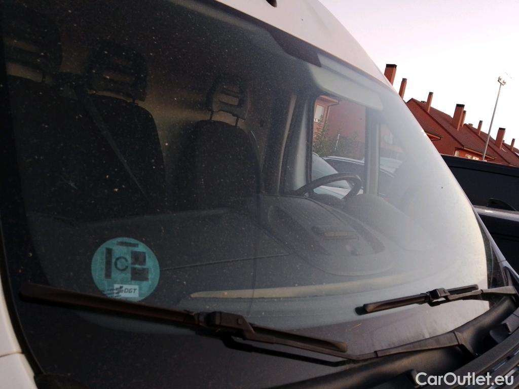  Citroen  Jumper  Furgón Gran Volumen 35 L2H2 BlueHDi 140 Start&Stop BlueHDi Isotermo +  equipo de frio #1