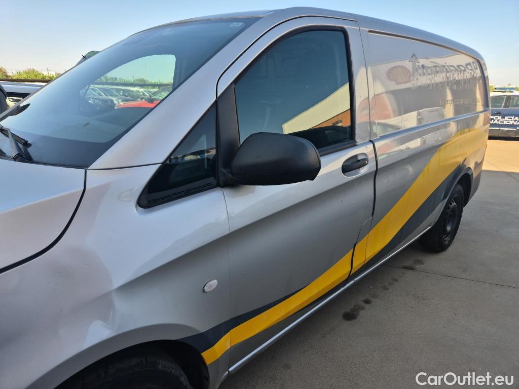  Mercedes  Vito MERCEDES-BENZ  / 2014 / 4P / furgón 111 CDI Larga #21