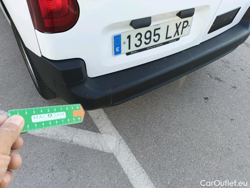  Citroen  Berlingo CITROEN  / 2018 / 3P / furgón derivado de turismo Talla M BlueHDi 100 CONTROL #9