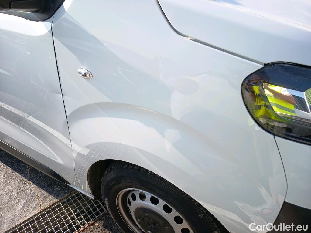  Opel  Vivaro OPEL  / 2019 / 4P / furgón 1.5 Diésel 88kW (120CV) M Std Express  Isotermo con Equipo de frio #15